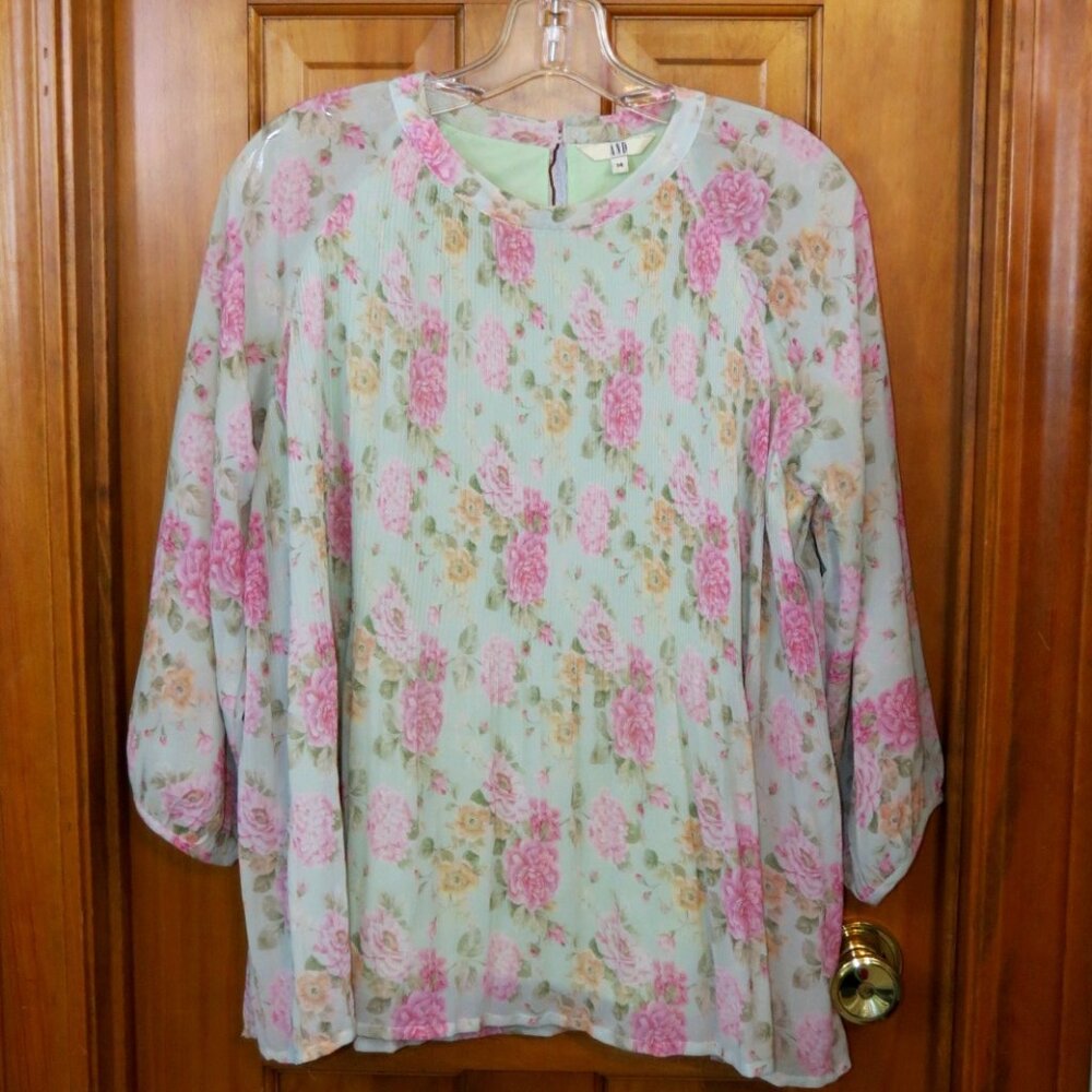 AND Chiffon Lined Soft Green/Pink Cottagecore Long Sleeve Top Pleating
